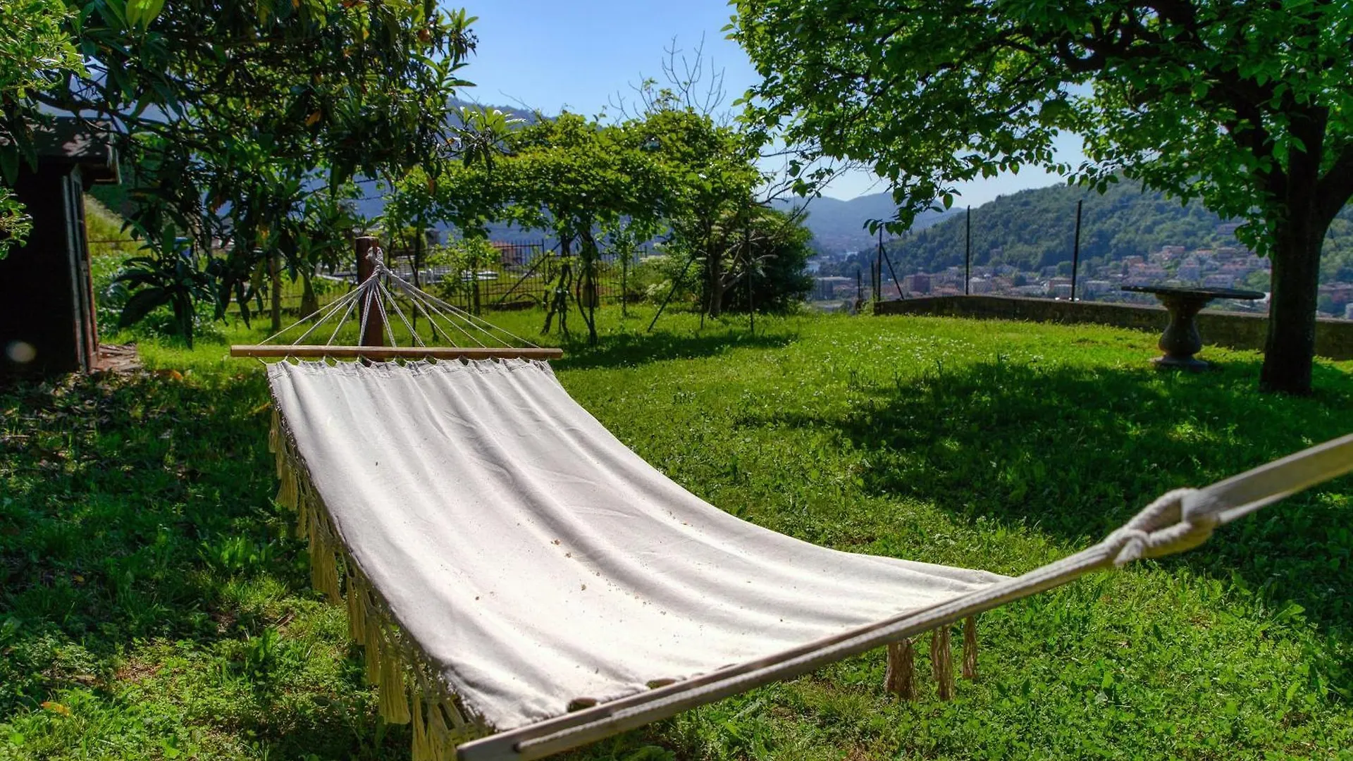 Villa Del Sole - Lake Como Garden 케르노비오